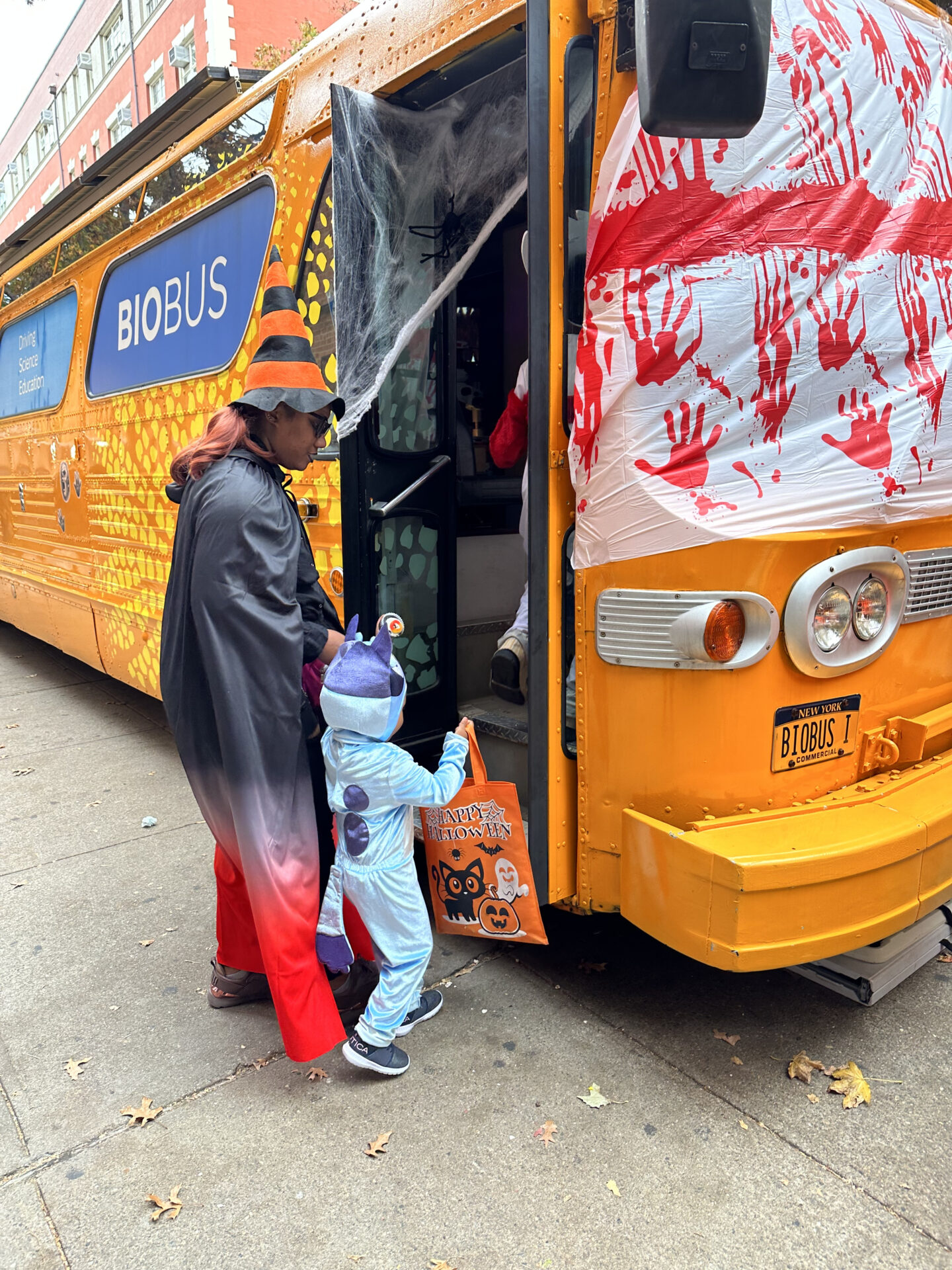 Mobile Lab at AM Benedetto's Halloween Celebration in the Bronx